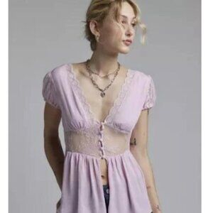 Urban Outfitters Kimchi Blue Isabella Puff Sleeve Lace Blouse light purple Sz M
